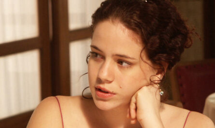 O homem que copiava, Silvia